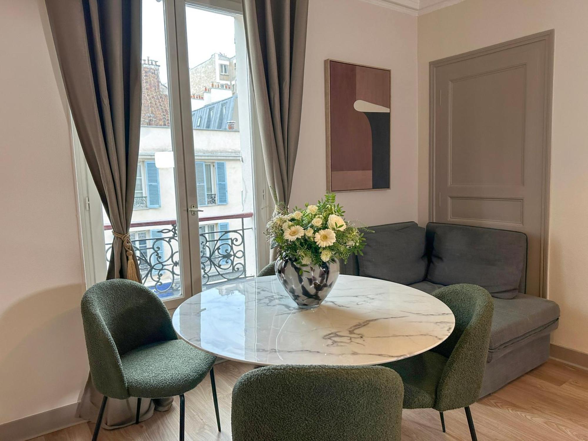 Champs Elysees Area Париж Экстерьер фото